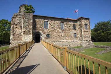 Pazar kasaba Colchester Essex, İngiltere'de bulunan tarihi Colchester kale görünümü. 
