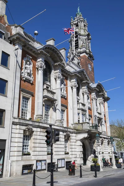 2018年5月7日 在英国的埃塞克斯市 2018年5月7日 在伦敦的艾塞克斯市的霍克斯市政厅印象深刻的建筑的看法 — 图库照片