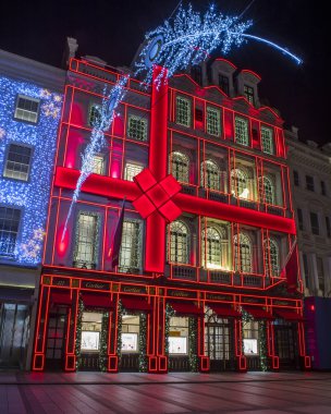 Noel 'de Londra' daki Cartier Mağazası