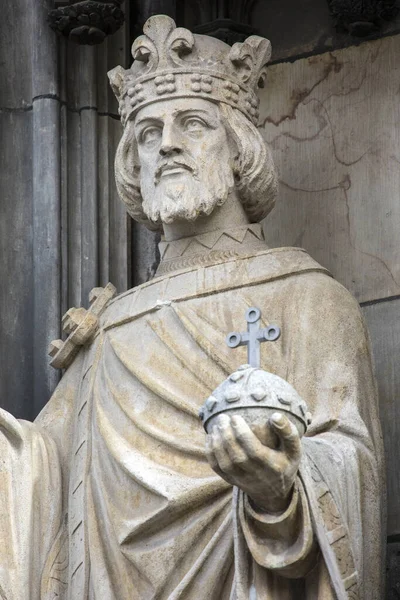 Primo Piano Una Delle Sculture All Esterno Della Storica Cattedrale — Foto Stock