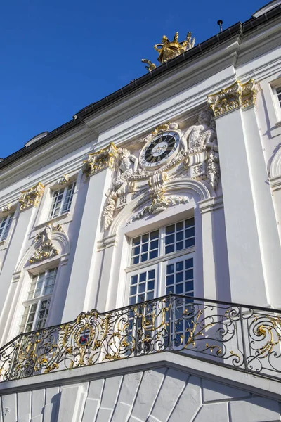 Bonn Saksa Helmikuuta 2020 Altes Rathausin Elegantti Julkisivu Historiallisessa Bonnin — kuvapankkivalokuva