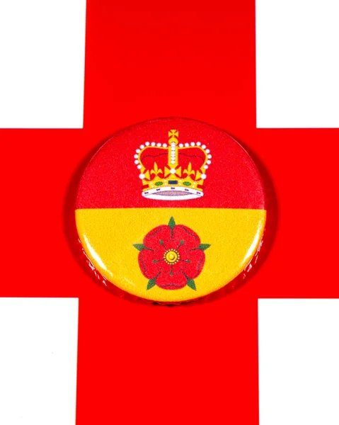 Distintivo Retratando Bandeira Condado Inglês Hampshire Retratado Sobre Bandeira Inglaterra — Fotografia de Stock