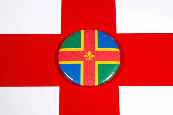 Distintivo Retratando Bandeira Condado Inglês Lincolnshire Retratado Sobre Bandeira Inglaterra — Fotografia de Stock