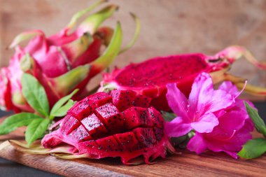 Dragon meyve ahşap oyun tahtası