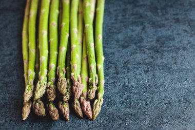 Kuşkonmaz. Taze Asparagus.Green Asparagus.Raw kuşkonmaz.