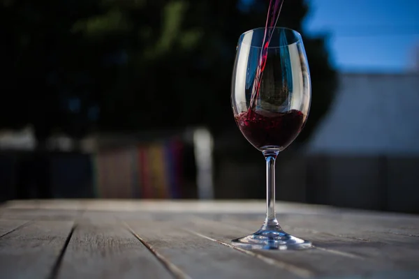 Sklenice červeného vína — Stock fotografie