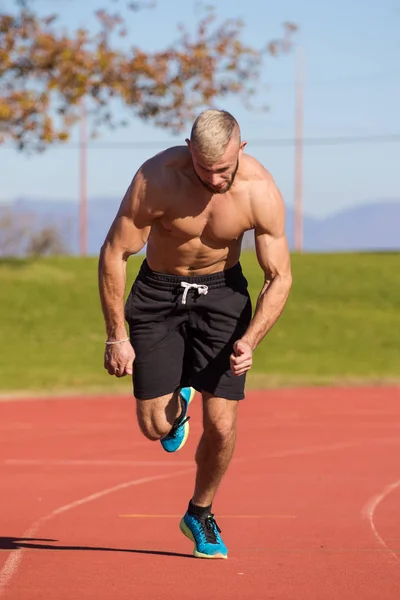 Erkek atlet Sprint — Stok fotoğraf