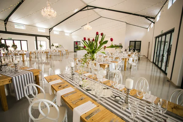 Çarpıcı düğün dekorasyonu 