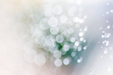 Bokeh bulanık su damlaları