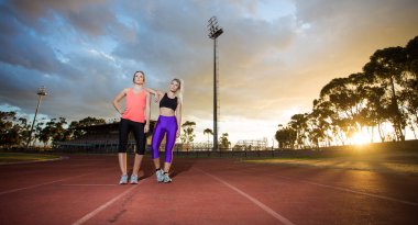 kadın sprinter sporcular 