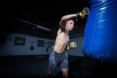 Erkek atlet boxer 