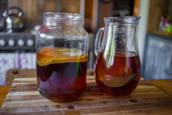 Stap voor stap hoe te maken van Kombucha thee — Stockfoto