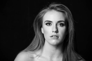 kırmızı kafa modeli seksi arıyorsunuz 