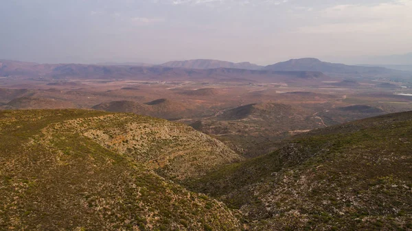 Luchtfoto uitzicht over de valleien rond Robertson in de Breede Valle — Stockfoto