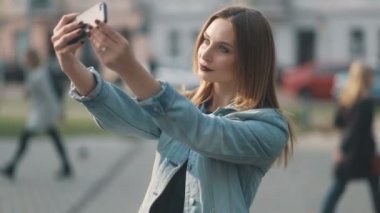 kadın selfie açık yapma