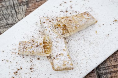 pasteis de tentugal geleneksel Portekiz yumurta krem pasta