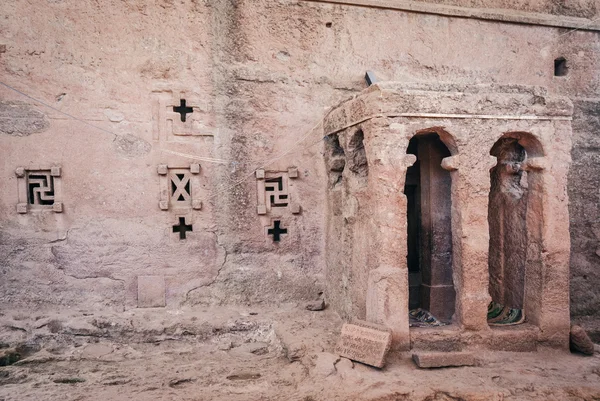 Célèbres anciennes églises orthodoxes taillées dans le rocher de lalibela ethiopia — Photo