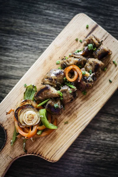 Gegrilde verse chorizo worst starter tapas hapje set — Stockfoto