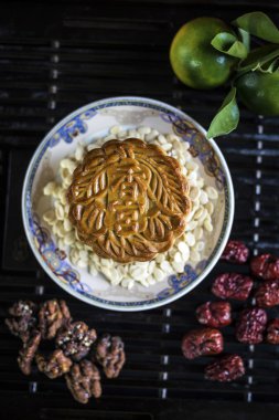 geleneksel Çin şenlikli mooncake pasta tatlı