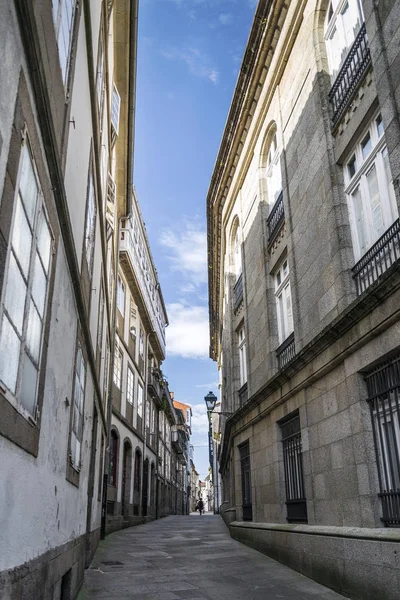 サンティアゴ ・ デ ・ コンポステーラ旧市街スペインのストリート シーン — ストック写真