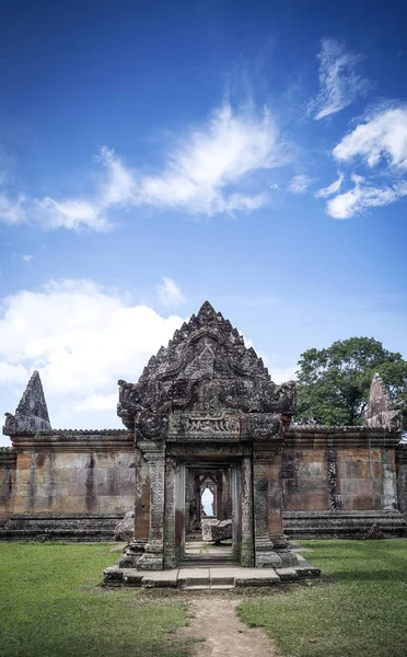 Landmark Kamboçya Preah vihear ünlü antik tapınak kalıntıları — Stok fotoğraf