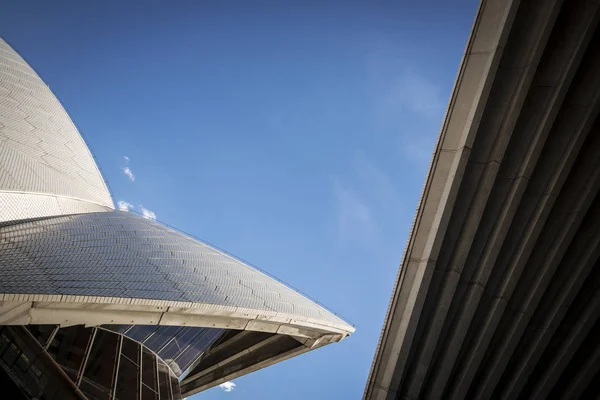 Aussenarchitektur Detail des sydney opera house Wahrzeichen in einem — Stockfoto