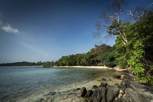 Koh Kiev天堂岛靠近Sihanoukville Cambodia的树屋湾 — 图库照片