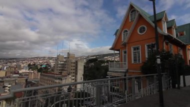 Valparaiso şehir manzaralı Şili