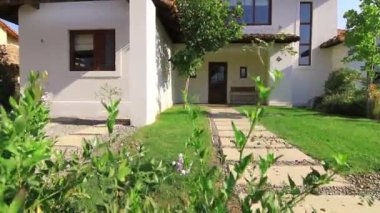 evin dış görünümü