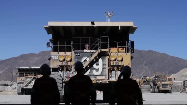 Camion à benne basculante — Video