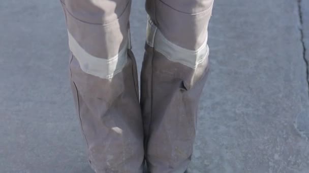 Urban construction worker's outfit — Stock Video