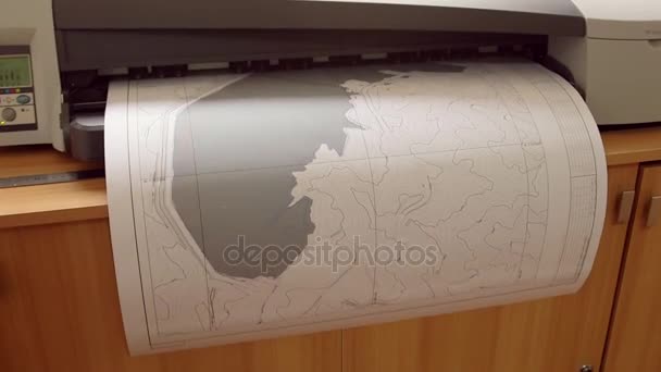 Plotter impresión mapa grande — Vídeos de Stock