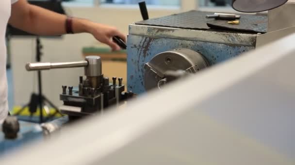 Fabriek machine onderhoud — Stockvideo