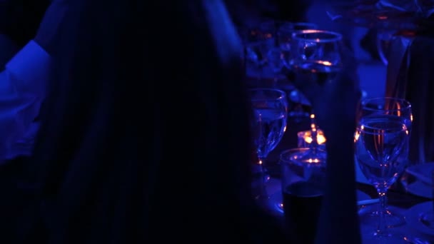 蓝色水杯 — 图库视频影像