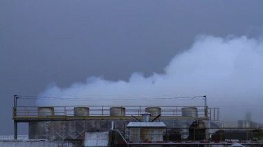 Geniş endüstriyel bacalardan shot