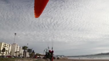 Plaj kalktıktan Yamaçparaşütü