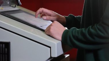 Bir alt basın düğmeleri kontrol paneli