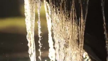 Düşen Çeşmesi su