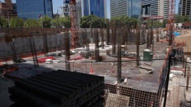 Bir betonarme inşaat alanı