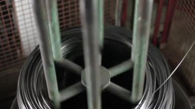 Endüstriyel makine tel inişli çıkışlı