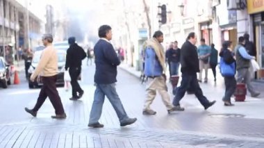 Şehir cadde kalabalık