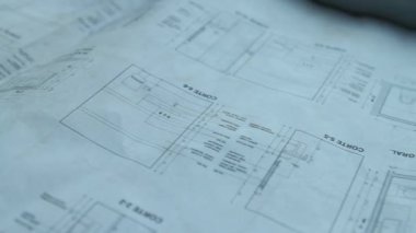 Mimari planlar üzerinde kapat