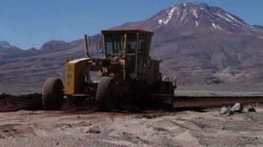 Buldozer yaklaşan objektif