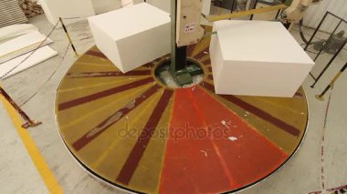 Endüstriyel makine inişli çıkışlı blok