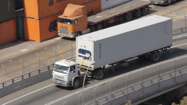 Vozík na přístav silnici — Stock video
