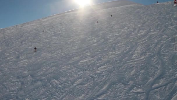 Skiën helling weergave — Stockvideo