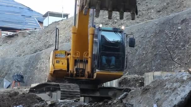 Trabajadores de la construcción — Vídeo de stock