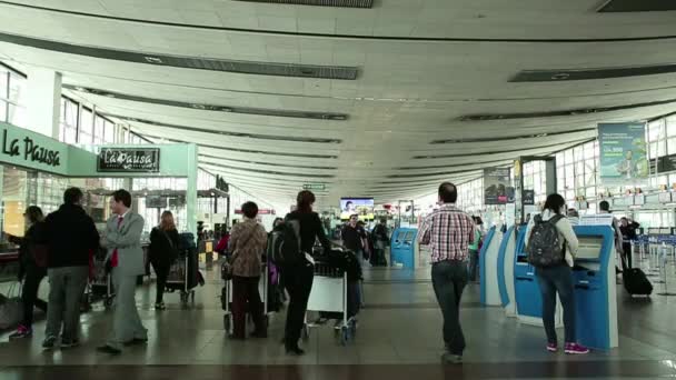 Internationaler flughafen in santiago chile — Stockvideo