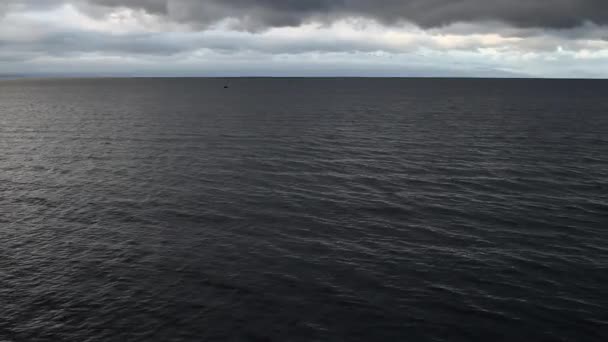 Superficie del agua del océano — Vídeos de Stock
