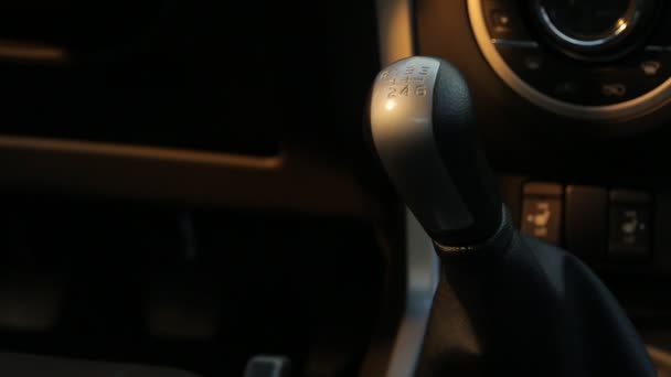 Joystick di un cambio meccanico per auto — Video Stock